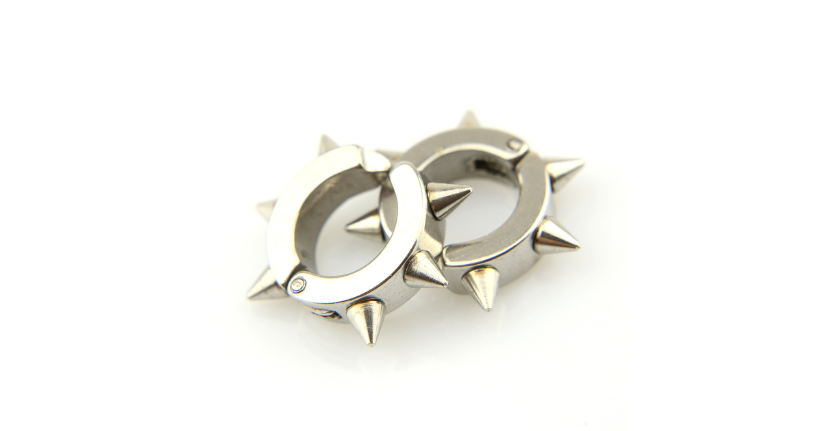 Fausse boucles d'oreilles créoles clip non percées pointe punk BOSC13